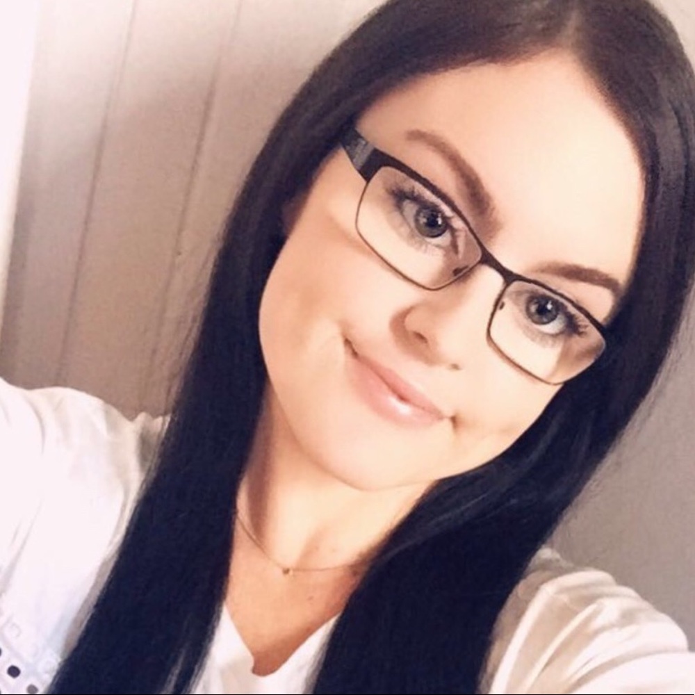 Meet your Posher, Allison
